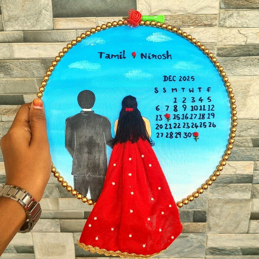 LED hoop photo frame with couple portrait