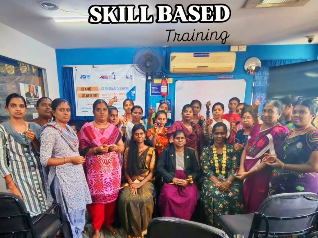 Silk-thread bangle making skill training by Bhuvi for JCI Sivakasi Duchess entrepreneurs